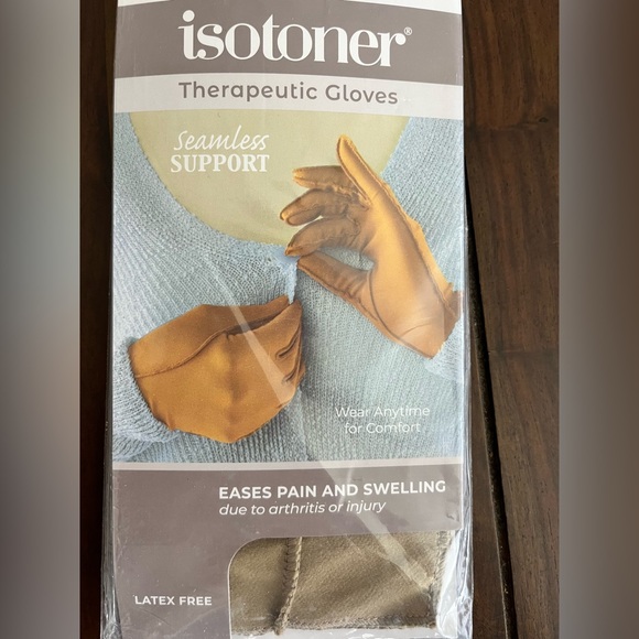 Isotoner Therapeutic Gloves for Arthritis - Picture 4 of 4